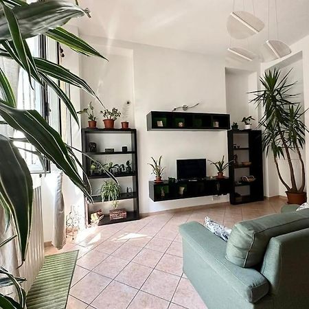 La Casa Sull'Albero Nel Cuore Di Milano Esterno foto