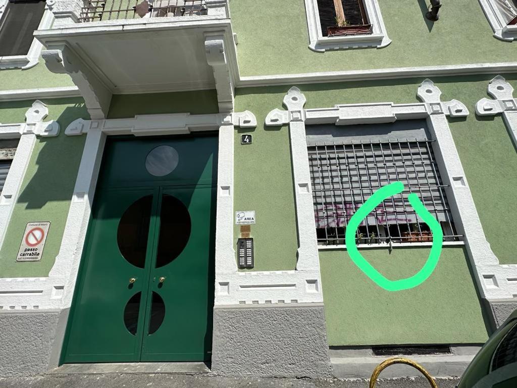 La Casa Sull'Albero Nel Cuore Di Milano Esterno foto